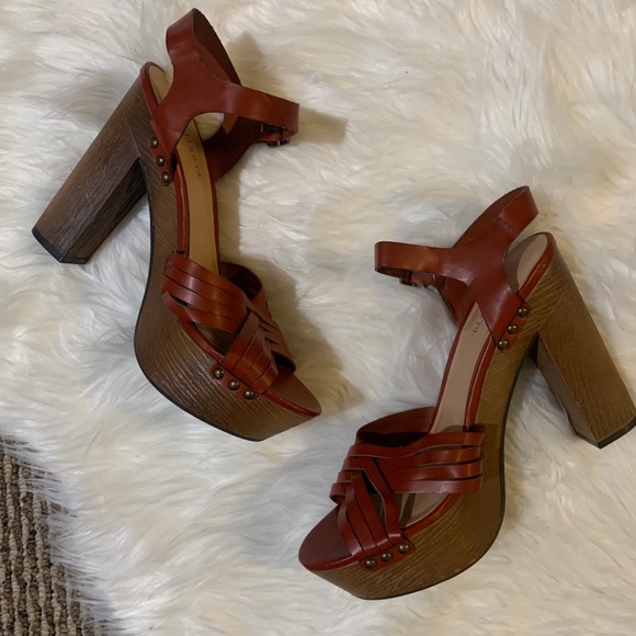 Indigo Shoes - Indigo Rd. Red Platform Strappy Sandals Size 9